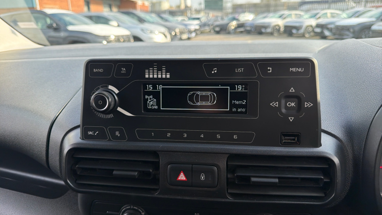 Vauxhall Combo Cargo Combo L1 Diesel 2300 1.5 Turbo D 100ps H1 Sportive Van